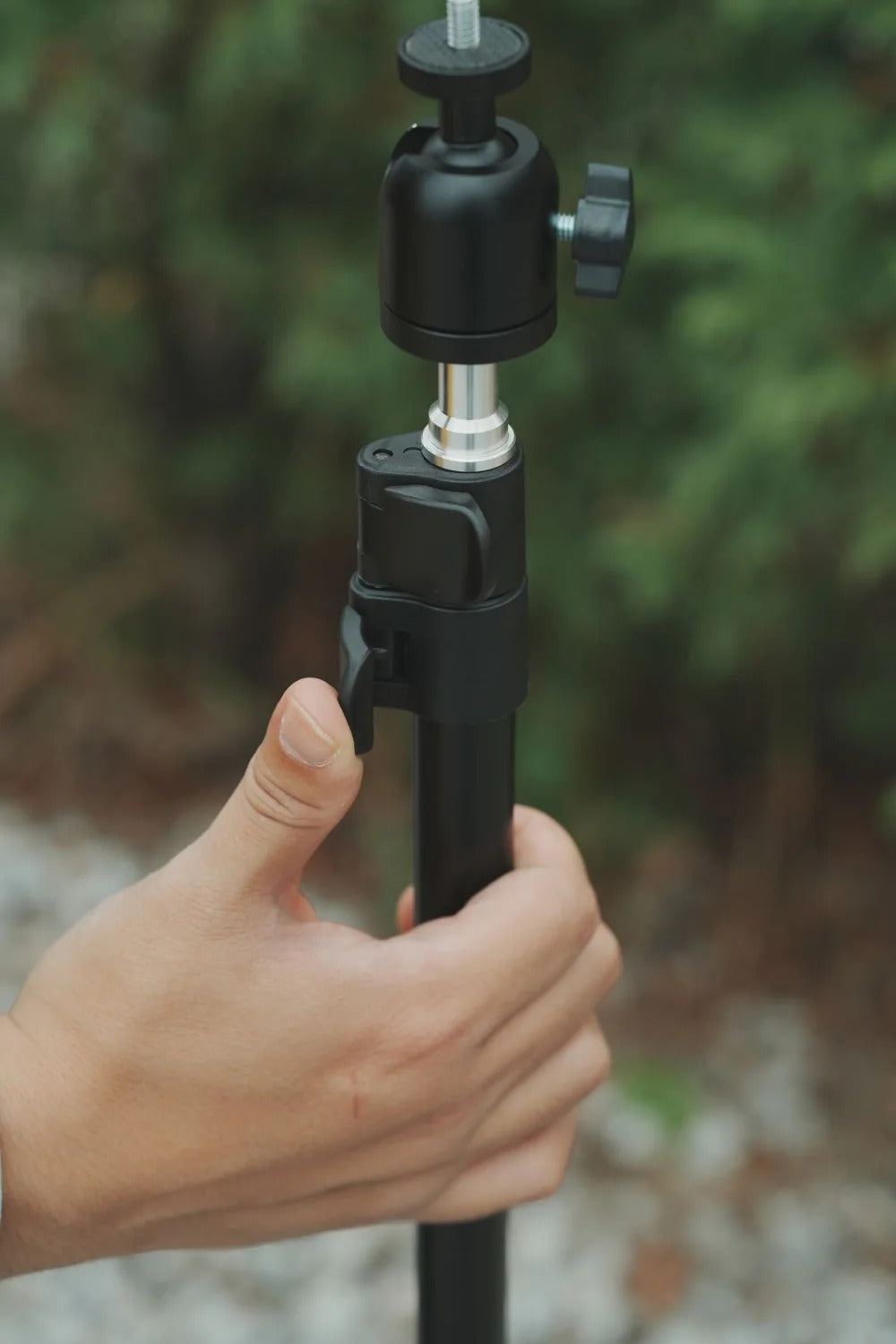 QUICK TRIPOD STAND